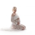 Nuori nainen nimeltä Valeria kävi raskausajan studiokuvauksessa ensimmäistä kertaa